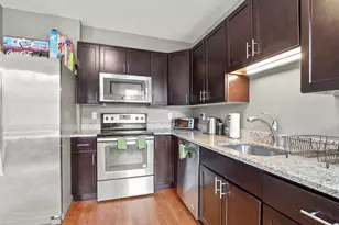 139 Adams St, Waltham, MA 02453 - Photo 4
