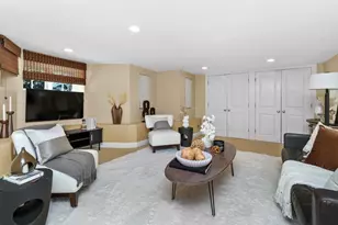 17 Perry St, Cambridge, MA 02139 - Photo 10
