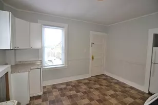 208 Irving St, Framingham, MA 01702 - Photo 4