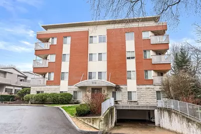 310 Hammond Pond Pkwy #301, Brookline, MA 02467 - Photo 32