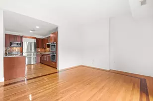 310 Hammond Pond Pkwy, Brookline, MA 02467 - Photo 4