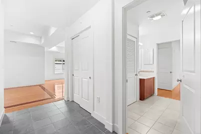 310 Hammond Pond Pkwy #301, Brookline, MA 02467 - Photo 18