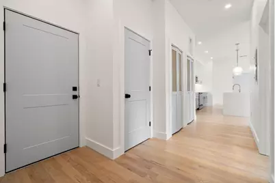 52 Withington St #9, Boston, MA 02124 - Photo 8