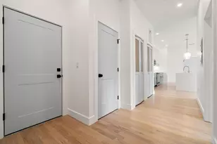 52 Withington St, Boston, MA 02124 - Photo 8