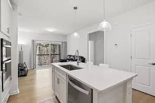 4 Winslow Ln, Grafton, MA 01536 - Photo 6