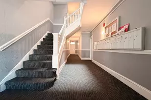 8 Ransom Rd, Boston, MA 02135 - Photo 14