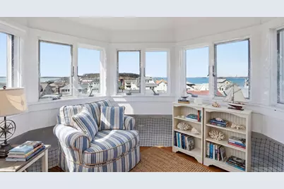 7 Mildred St, Hull, MA 02045 - Photo 4