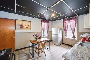 9 Helen St, Boston, MA 02124 - Photo 4