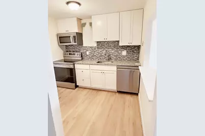 1039 Commonwealth Ave #37, Boston, MA 02215 - Photo 2