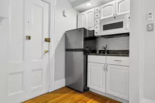 232 Newbury St, Boston, MA 02116 - Photo 4