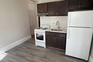 39 Newhall St, Lynn, MA 01902 - Photo 2