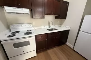 39 Newhall St, Lynn, MA 01902 - Photo 2