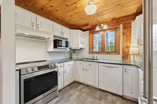 6 Pheasant Ln, South Hadley, MA 01075 - Photo 8