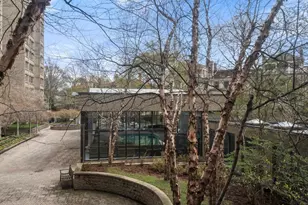 1731 Beacon St, Brookline, MA 02445 - Photo 22