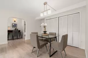 1731 Beacon St, Brookline, MA 02445 - Photo 4