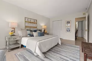 1731 Beacon St, Brookline, MA 02445 - Photo 8