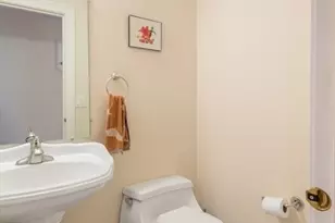 20 Teaberry Ln, Braintree, MA 02184 - Photo 34