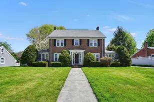 35 Shefford St, Springfield, MA 01107 - Photo 1