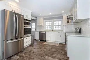 39 Birchcroft Rd, Canton, MA 02021 - Photo 4