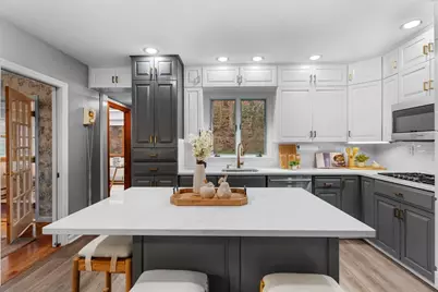 62 Lovett Rd, Newton, MA 02459 - Photo 2