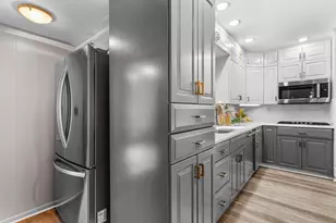 62 Lovett Rd, Newton, MA 02459 - Photo 4