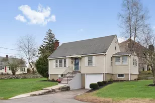 31 Oakledge Rd, Waltham, MA 02452 - Photo 32