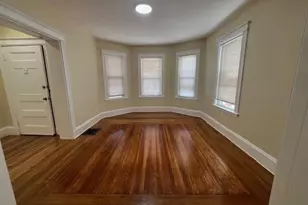 24 Harlem St, Boston, MA 02121 - Photo 4