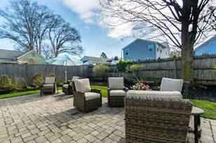 91 Canterbury Rd, Waltham, MA 02453 - Photo 36