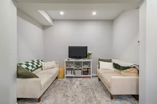 249 Everett St, Boston, MA 02128 - Photo 6