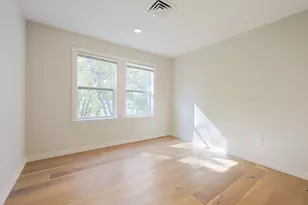 16 Boardman St, Boston, MA 02128 - Photo 32