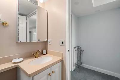 250 Hammond Pond Parkway #705S, Newton, MA 02467 - Photo 18