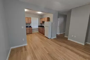 30 Vine St, Haverhill, MA 01830 - Photo 12