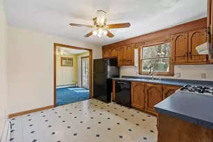 44 Orange St, Haverhill, MA 01832 - Photo 12