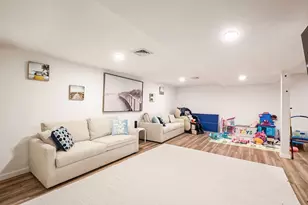92 Rainbow Ave, Falmouth, MA 02536 - Photo 32