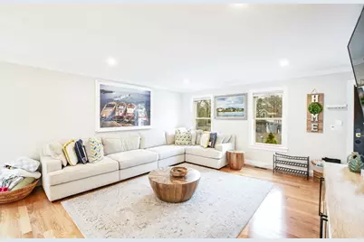 92 Rainbow Ave, Falmouth, MA 02536 - Photo 8