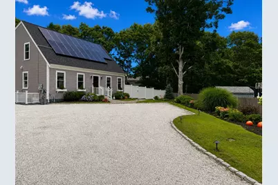 92 Rainbow Ave, Falmouth, MA 02536 - Photo 2
