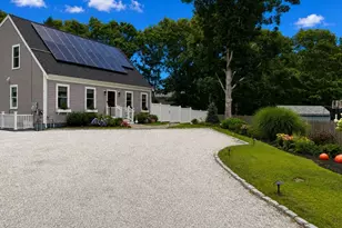 92 Rainbow Ave, Falmouth, MA 02536 - Photo 2