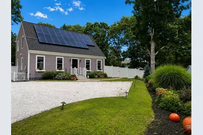 92 Rainbow Ave, Falmouth, MA 02536 - Photo 4