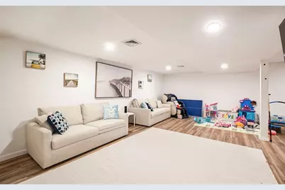 92 Rainbow Ave, Falmouth, MA 02536 - Photo 32
