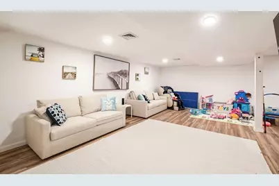 92 Rainbow Ave, Falmouth, MA 02536 - Photo 32