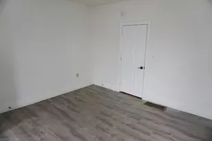 27 Shaw St, Lowell, MA 01851 - Photo 16