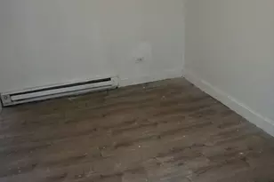 27 Shaw St, Lowell, MA 01851 - Photo 18