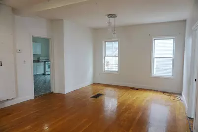 27 Shaw St, Lowell, MA 01851 - Photo 14
