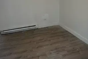 27 Shaw St, Lowell, MA 01851 - Photo 18