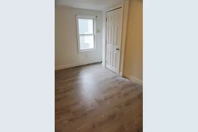 27 Shaw St, Lowell, MA 01851 - Photo 20