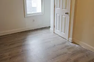 27 Shaw St, Lowell, MA 01851 - Photo 20