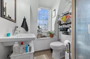 105 Broadway, Chelsea, MA 02150 - Photo 12