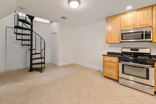 46 N Bennet St, Boston, MA 02113 - Photo 12