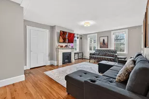 49 Essex St, Salem, MA 01970 - Photo 4