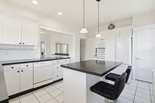 319 Central Ave, Seekonk, MA 02771 - Photo 6
